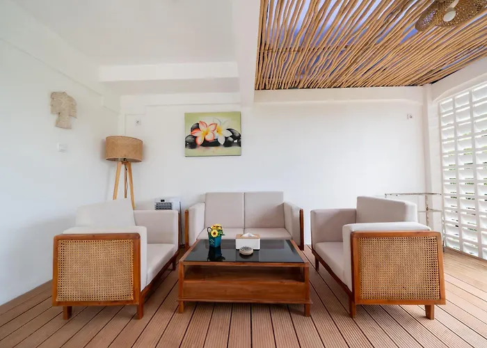 Royal Arkadia Bali, Modern Tropical Apartment Uluwatu (Bali)