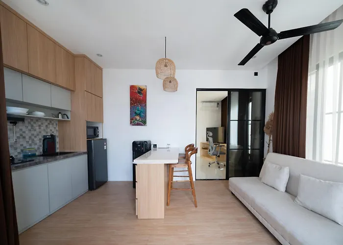Royal Arkadia Bali, Modern Tropical Apartment Uluwatu (Bali)