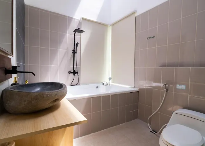 Apartment Royal Arkadia Bali, Modern Tropical Uluwatu (Bali)
